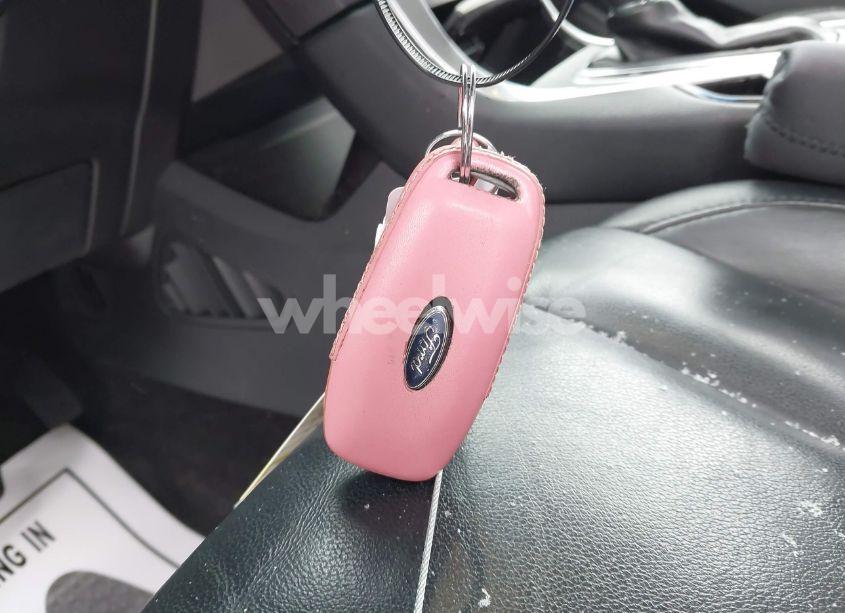 Photo 11 of 2016 Ford Edge TITANIUM (VIN 2FMPK4K85GBB74069)