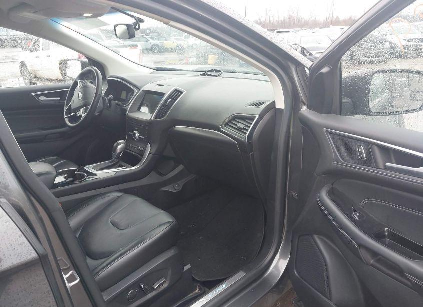 Photo 5 of 2018 Ford Edge TITANIUM (VIN 2FMPK4K86JBC13744)