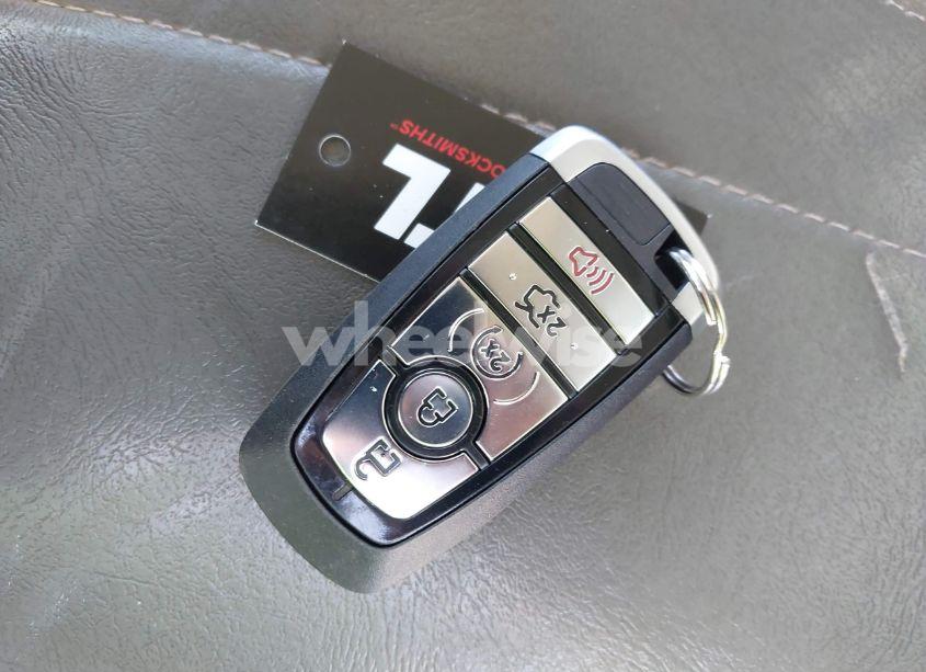 Photo 11 of 2017 Ford Edge TITANIUM (VIN 2FMPK4K90HBC17386)