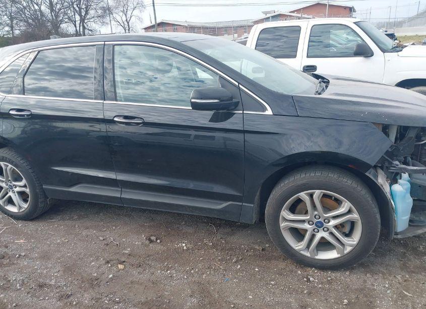 Photo 14 of 2018 Ford Edge TITANIUM (VIN 2FMPK4K90JBB19447)