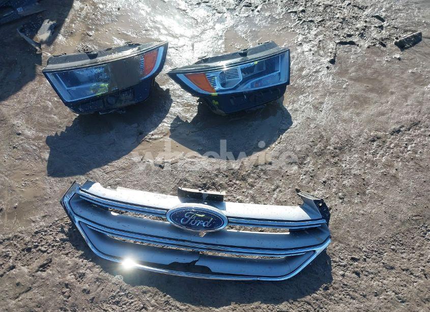 Photo 12 of 2018 Ford Edge TITANIUM (VIN 2FMPK4K90JBC39944)