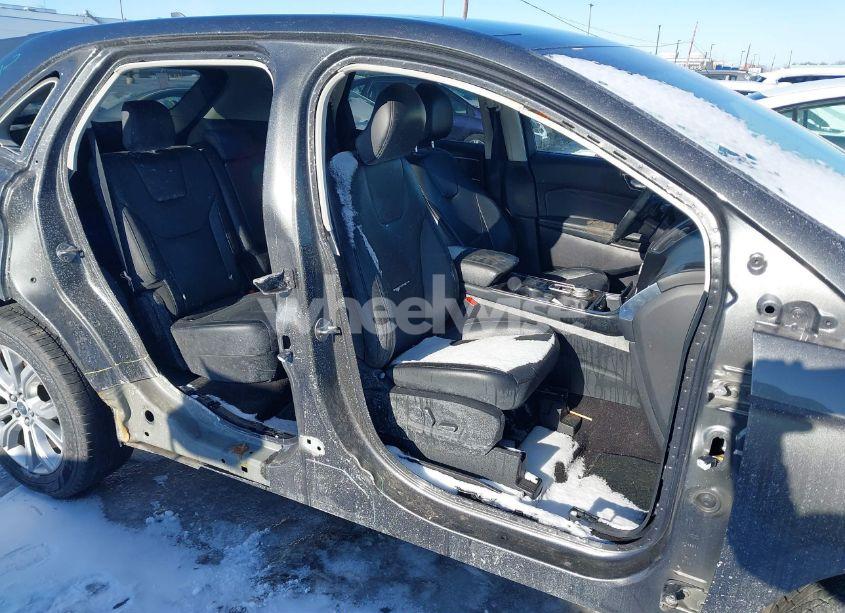 Photo 6 of 2019 Ford Edge TITANIUM (VIN 2FMPK4K90KBB35424)