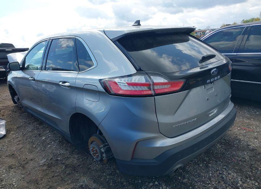 Photo 3 of 2024 Ford Edge TITANIUM (VIN 2FMPK4K90RBA77762)