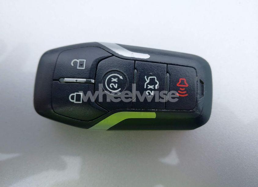 Photo 11 of 2016 Ford Edge TITANIUM (VIN 2FMPK4K91GBC57247)