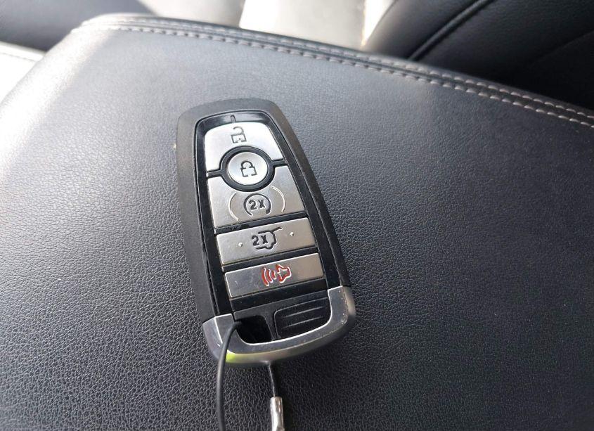 Photo 11 of 2022 Ford Edge TITANIUM (VIN 2FMPK4K91NBB04378)