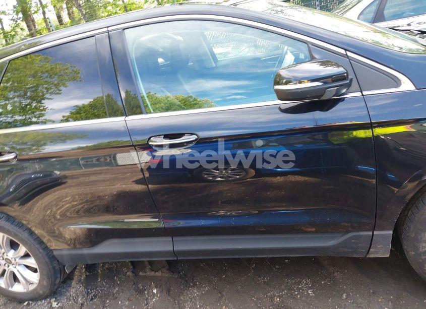 Photo 13 of 2024 Ford Edge TITANIUM (VIN 2FMPK4K91RBA52448)