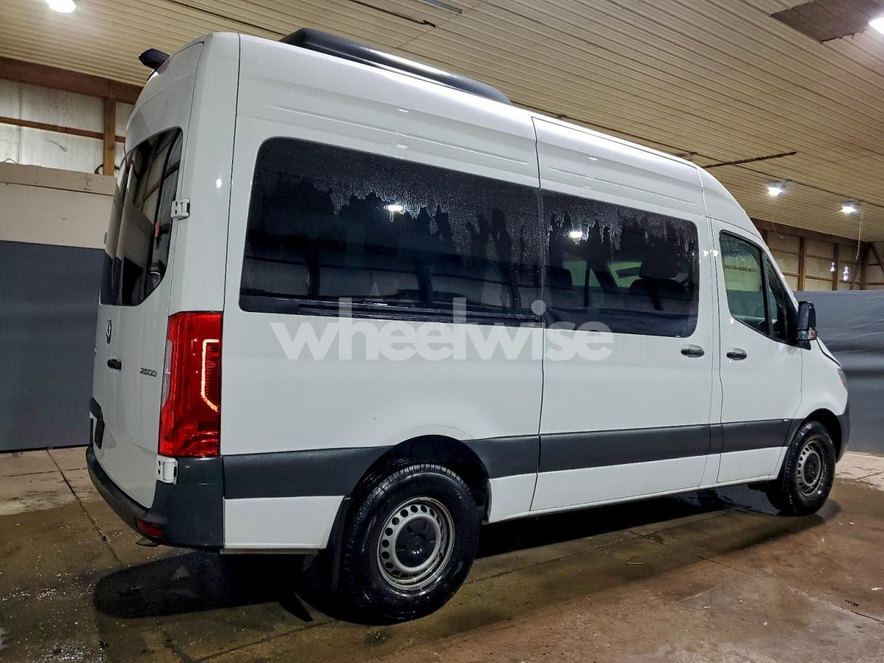 Photo 3 of 2024 MERCEDES-BENZ SPRINTER 2500 (VIN 2FMPK4K92MBA08466)