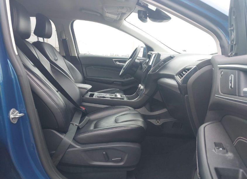 Photo 5 of 2022 Ford Edge TITANIUM (VIN 2FMPK4K92NBA31053)