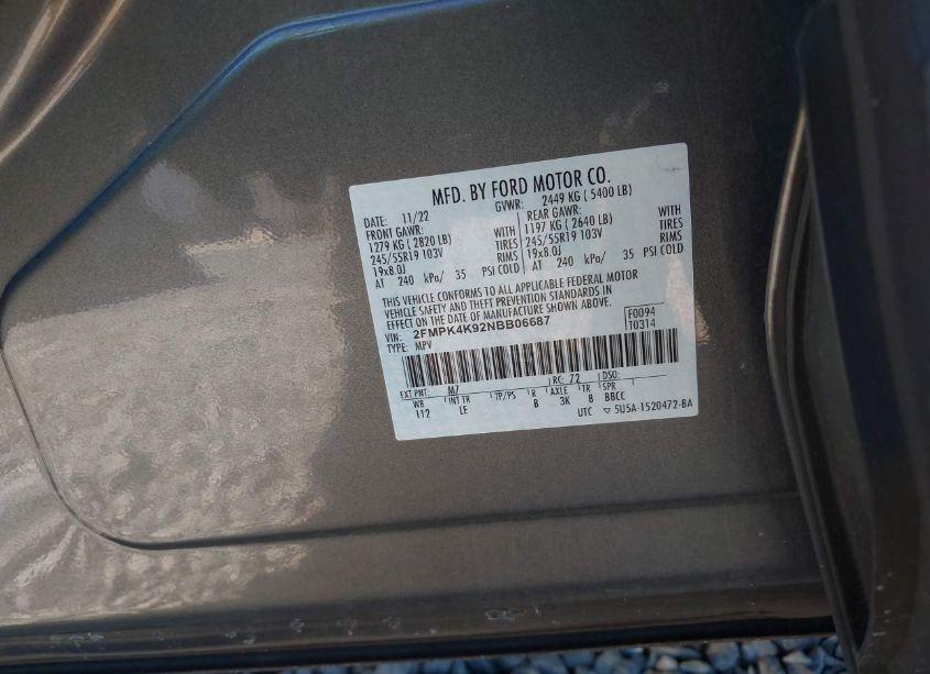 Photo 9 of 2022 Ford Edge TITANIUM (VIN 2FMPK4K92NBB06687)