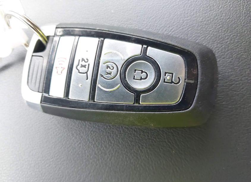 Photo 11 of 2024 Ford Edge TITANIUM (VIN 2FMPK4K92RBA67069)