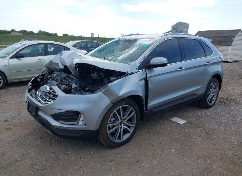 Photo 2 of 2024 Ford Edge TITANIUM (VIN 2FMPK4K92RBA67069)