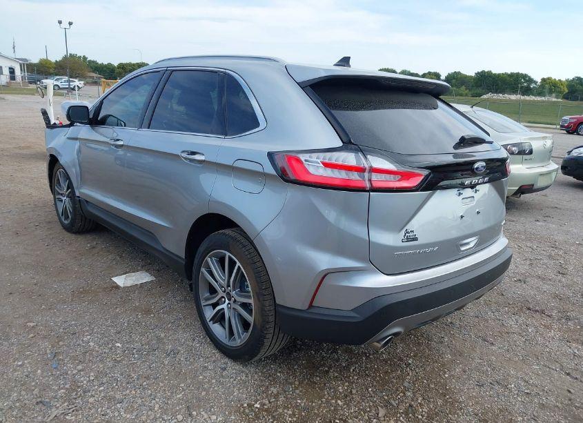 Photo 3 of 2024 Ford Edge TITANIUM (VIN 2FMPK4K92RBA67069)