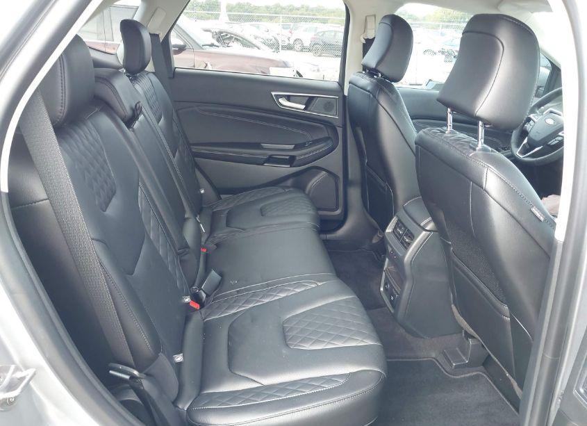 Photo 8 of 2024 Ford Edge TITANIUM (VIN 2FMPK4K92RBA67069)