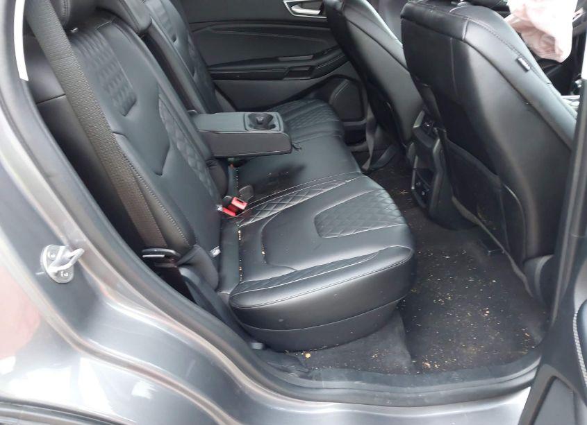 Photo 8 of 2024 Ford Edge TITANIUM (VIN 2FMPK4K92RBA78167)