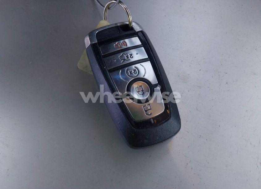 Photo 11 of 2017 Ford Edge TITANIUM (VIN 2FMPK4K93HBB52484)