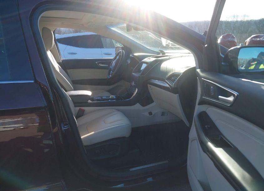 Photo 5 of 2020 Ford Edge TITANIUM (VIN 2FMPK4K93LBB25620)