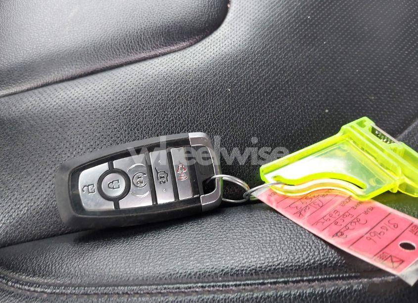 Photo 11 of 2022 Ford Edge TITANIUM (VIN 2FMPK4K93NBA93593)