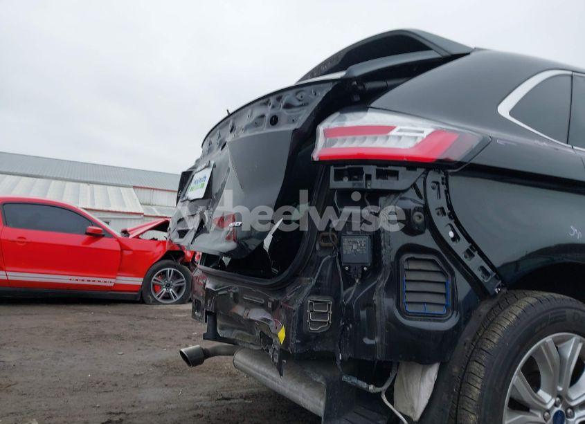 Photo 21 of 2022 Ford Edge TITANIUM (VIN 2FMPK4K93NBA93593)