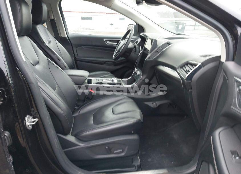 Photo 5 of 2022 Ford Edge TITANIUM (VIN 2FMPK4K93NBA93593)