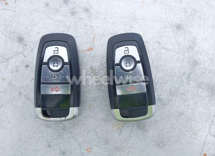 Photo 11 of 2018 Ford Edge TITANIUM (VIN 2FMPK4K94JBB43282)