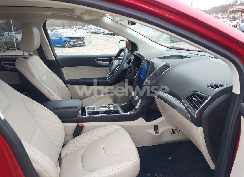 Photo 5 of 2024 Ford Edge TITANIUM (VIN 2FMPK4K94RBA55652)