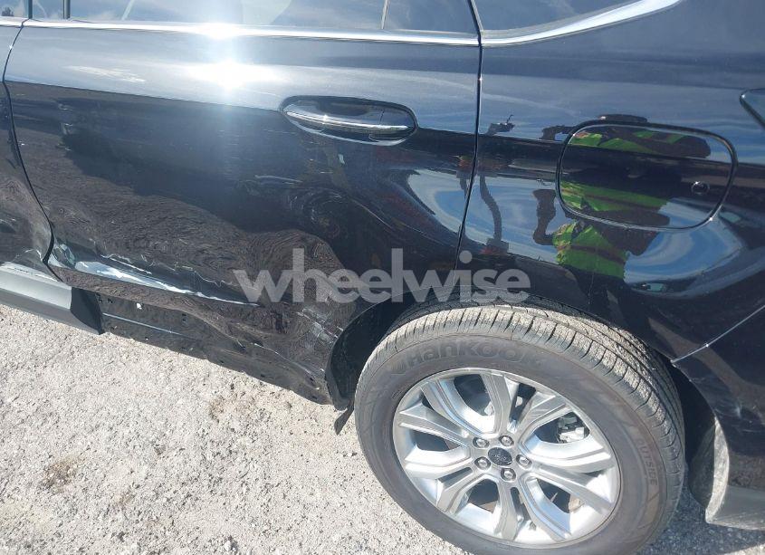 Photo 6 of 2024 Ford Edge TITANIUM (VIN 2FMPK4K94RBA75075)