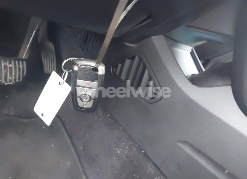 Photo 11 of 2017 Ford Edge TITANIUM (VIN 2FMPK4K95HBB29143)