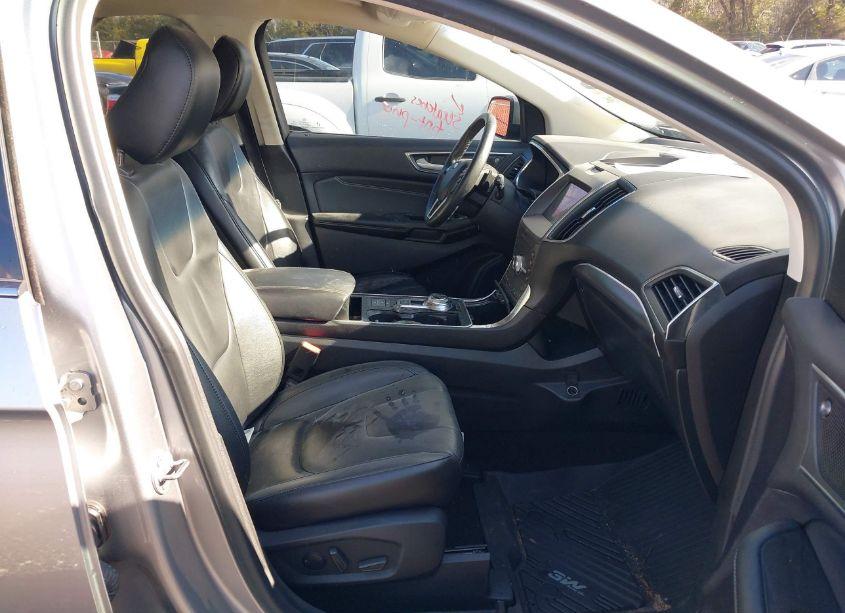 Photo 5 of 2020 Ford Edge TITANIUM (VIN 2FMPK4K95LBA71771)