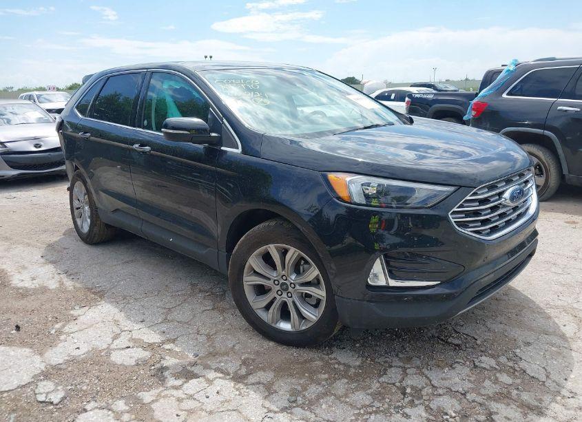 2024 Ford Edge TITANIUM (VIN 2FMPK4K95RBA93990) main photo