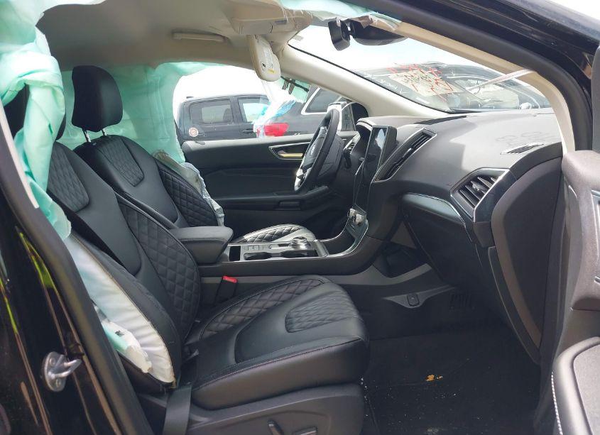 Photo 5 of 2024 Ford Edge TITANIUM (VIN 2FMPK4K95RBA93990)