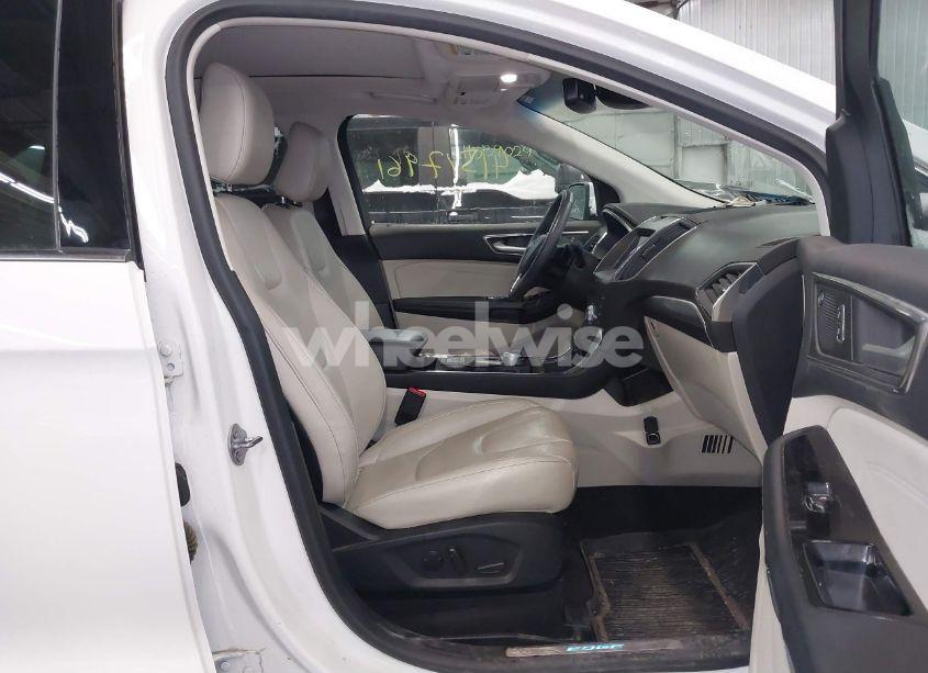 Photo 5 of 2020 Ford Edge TITANIUM (VIN 2FMPK4K96LBB31461)