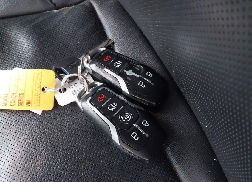 Photo 11 of 2017 Ford Edge TITANIUM (VIN 2FMPK4K97HBB02901)