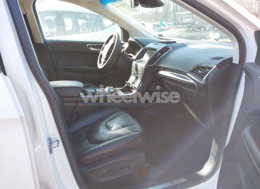 Photo 5 of 2020 Ford Edge TITANIUM (VIN 2FMPK4K97LBA07571)