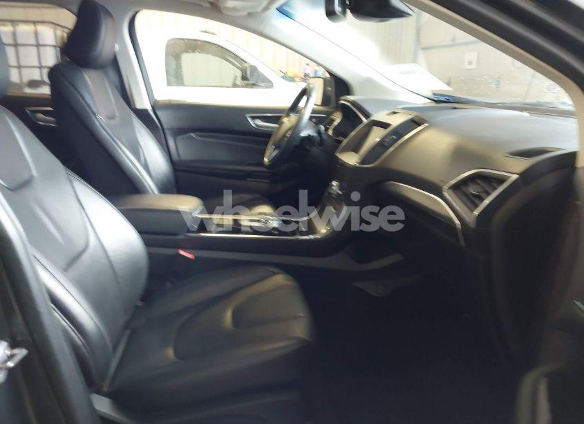 Photo 5 of 2020 Ford Edge TITANIUM (VIN 2FMPK4K97LBA83324)