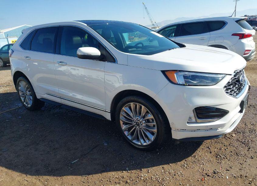 2021 Ford Edge TITANIUM (VIN 2FMPK4K98MBA16880) main photo