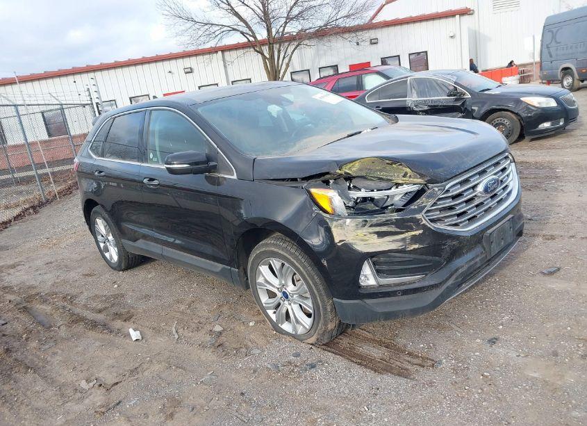 2022 Ford Edge TITANIUM (VIN 2FMPK4K98NBB03812) main photo