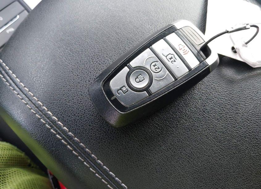 Photo 11 of 2022 Ford Edge TITANIUM (VIN 2FMPK4K98NBB03812)