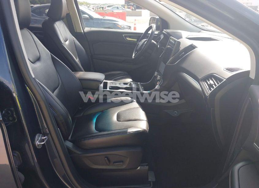 Photo 5 of 2022 Ford Edge TITANIUM (VIN 2FMPK4K98NBB06015)