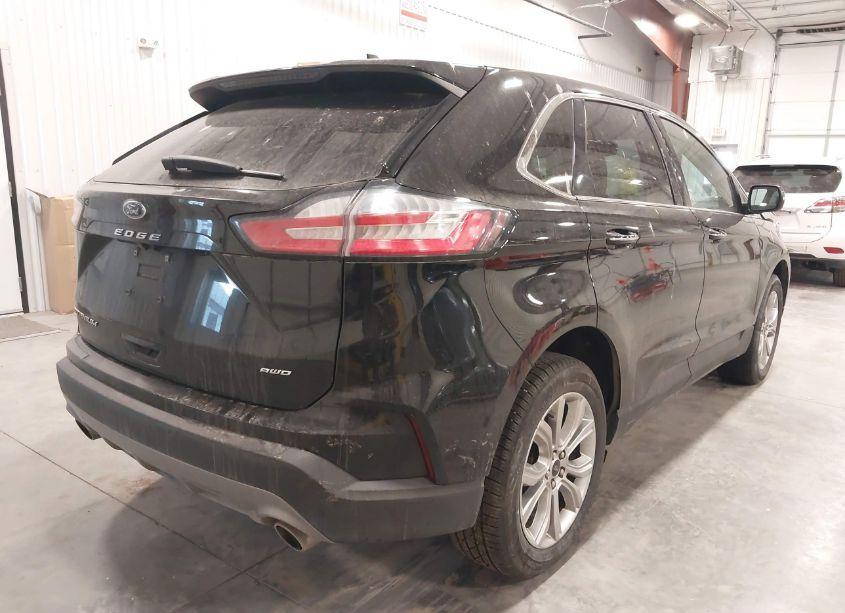 Photo 4 of 2024 Ford Edge TITANIUM (VIN 2FMPK4K98RBA49224)