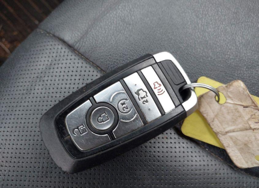 Photo 11 of 2017 Ford Edge TITANIUM (VIN 2FMPK4K99HBB90379)