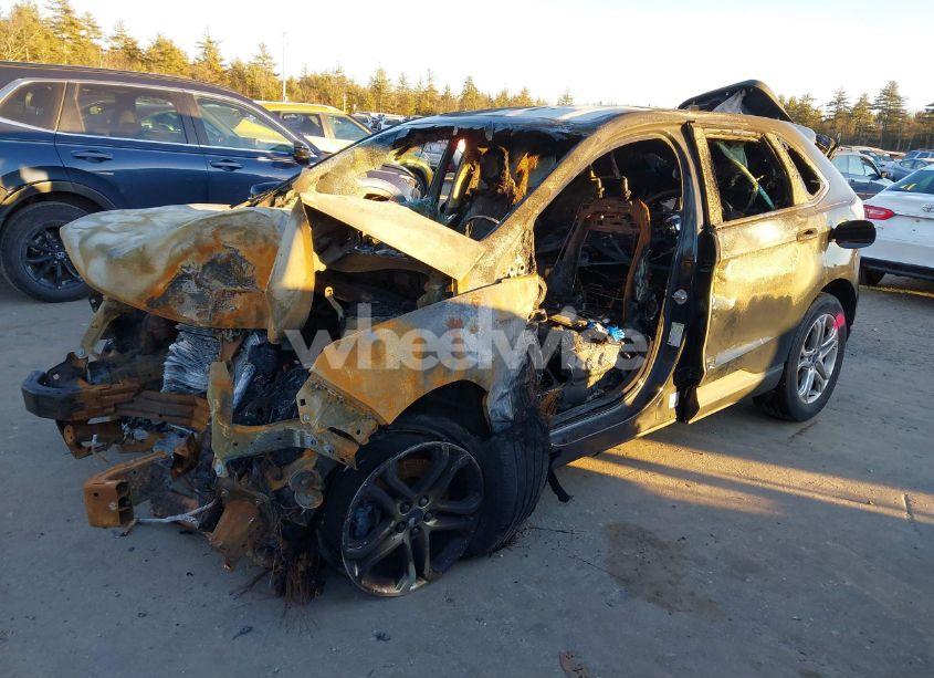 Photo 2 of 2018 Ford Edge TITANIUM (VIN 2FMPK4K99JBB06812)