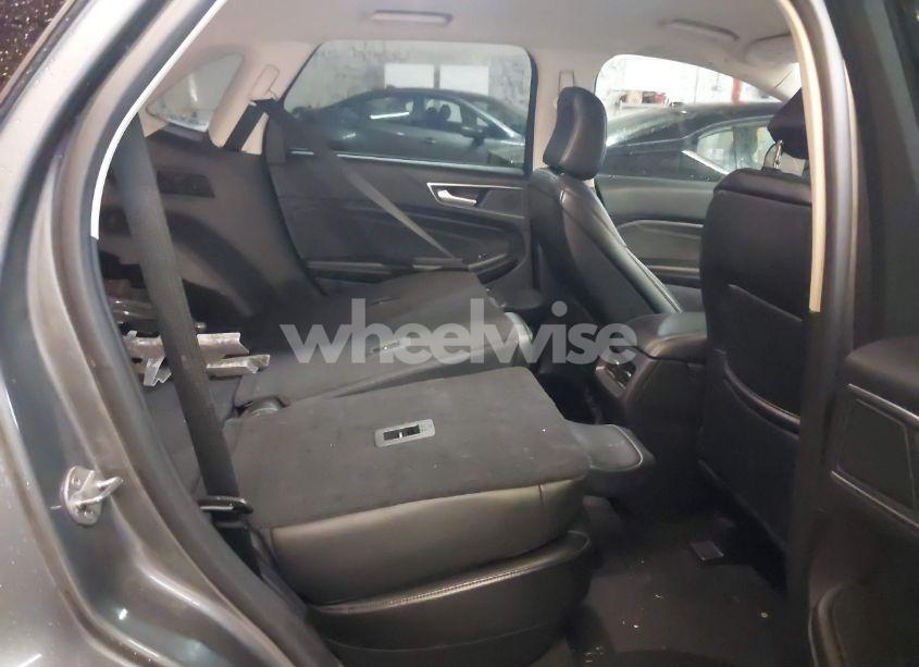 Photo 8 of 2024 Ford Edge TITANIUM (VIN 2FMPK4K99RBA36742)