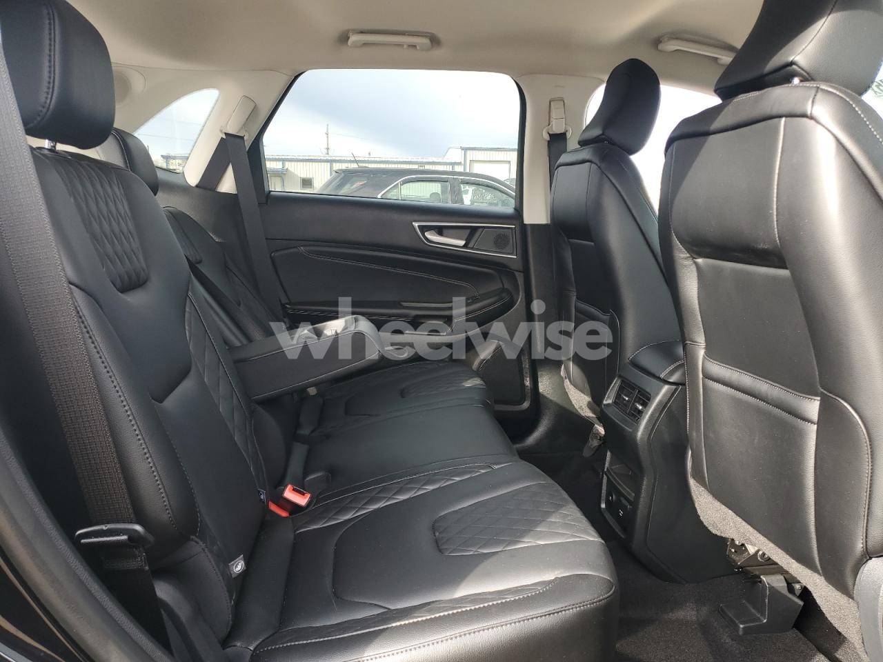 Photo 10 of 2024 FORD EDGE TITANIUM (VIN 2FMPK4K99RBB28353)