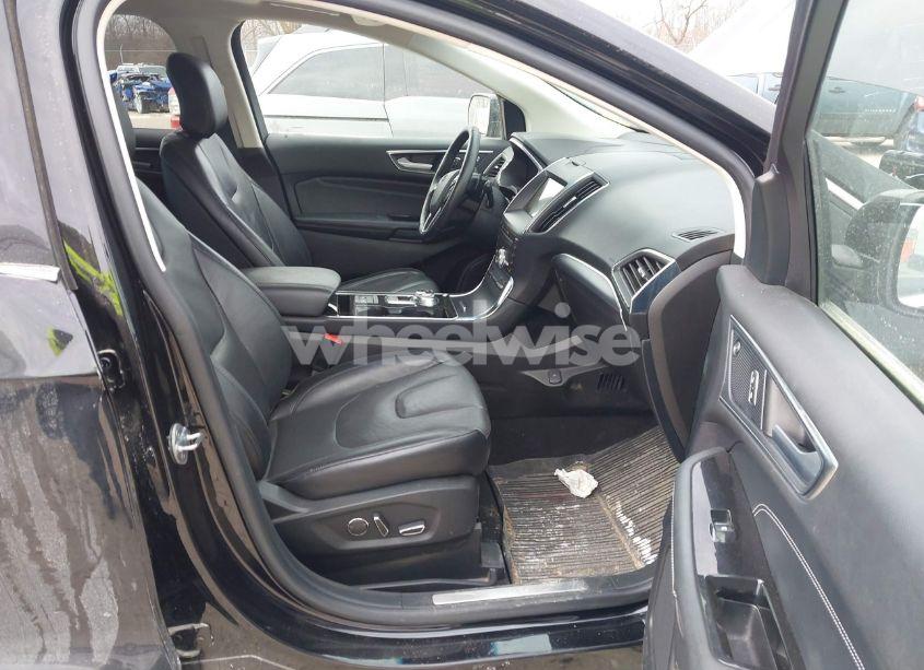 Photo 5 of 2019 Ford Edge TITANIUM (VIN 2FMPK4K9XKBB82654)