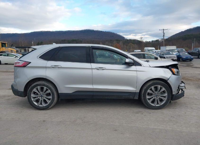 Photo 13 of 2019 Ford Edge TITANIUM (VIN 2FMPK4K9XKBC06967)