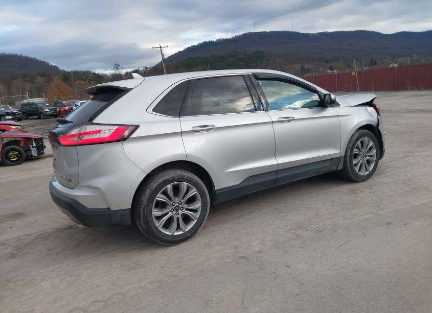 Photo 4 of 2019 Ford Edge TITANIUM (VIN 2FMPK4K9XKBC06967)