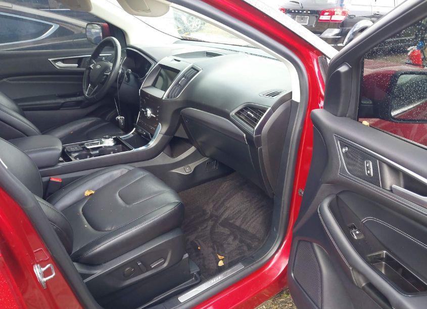 Photo 5 of 2020 Ford Edge TITANIUM (VIN 2FMPK4K9XLBA26244)