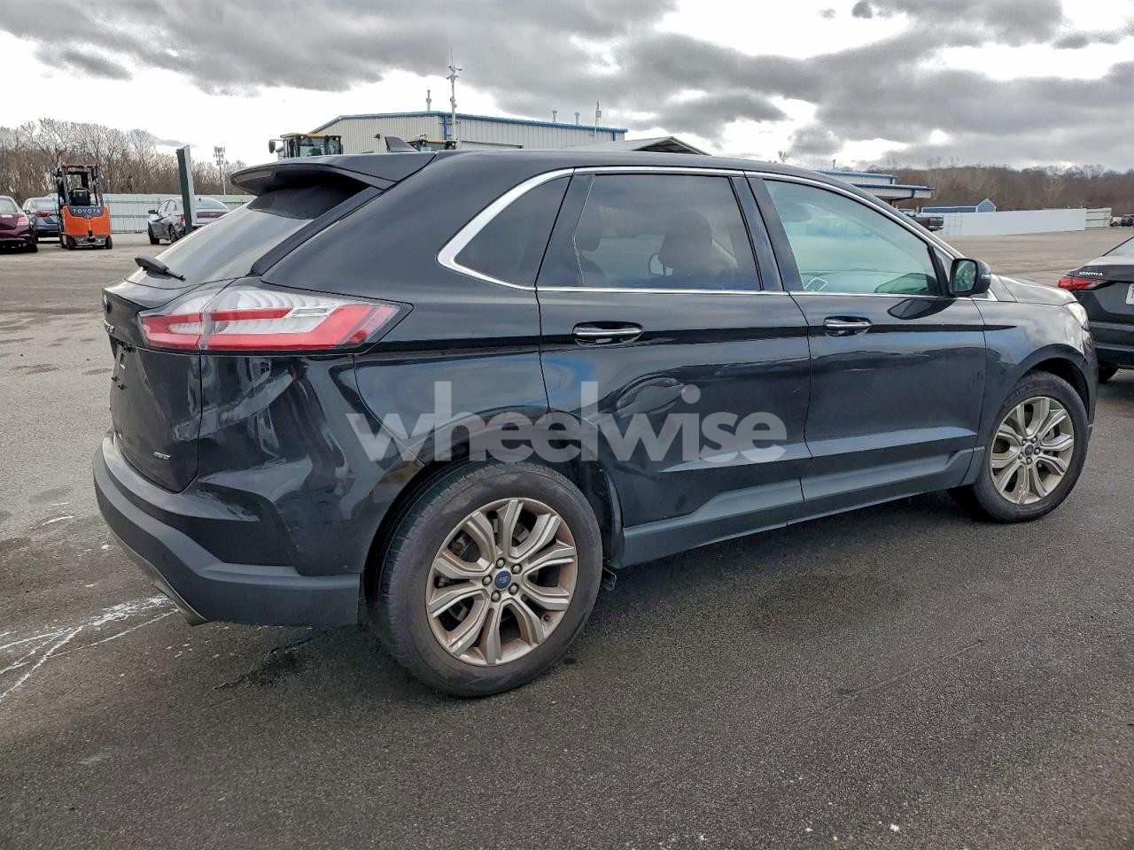 Photo 3 of 2022 FORD EDGE TITANIUM (VIN 2FMPK4K9XNBA37344)
