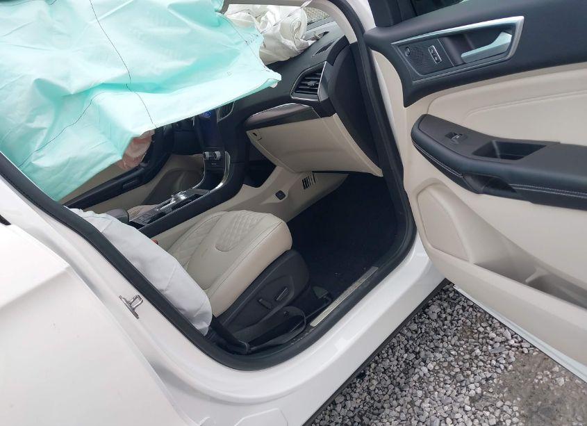 Photo 5 of 2024 Ford Edge TITANIUM (VIN 2FMPK4K9XRBA04401)