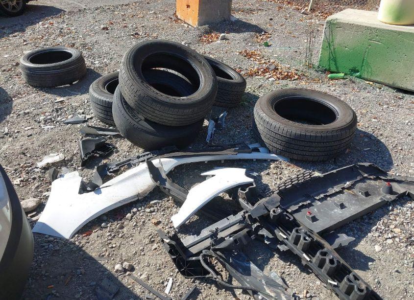 Photo 12 of 2015 Ford Edge SE (VIN 2FMTK3G80FBB76165)